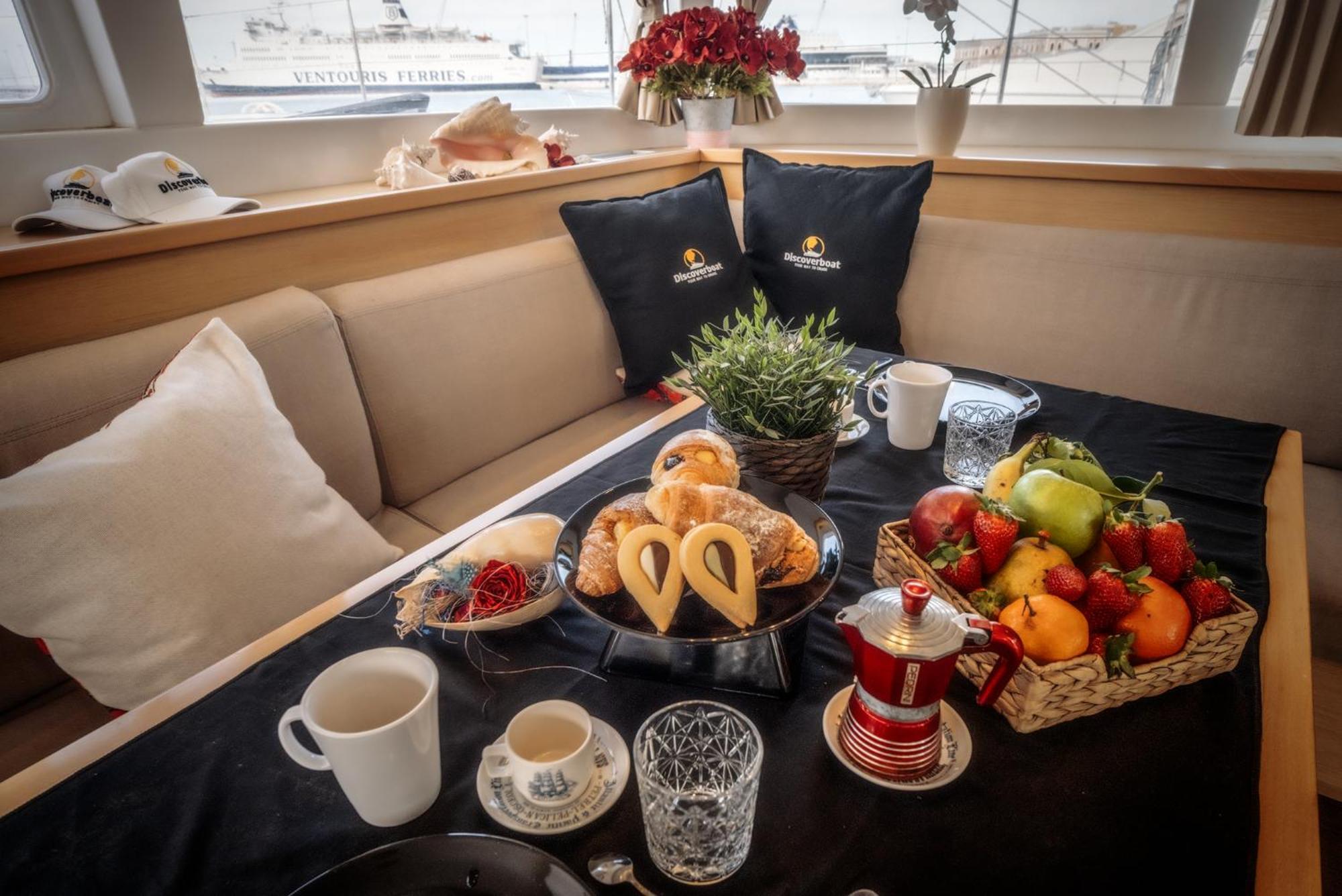 Discoverboat - Pita - Exclusive Boat&Breakfast Bari Exterior photo